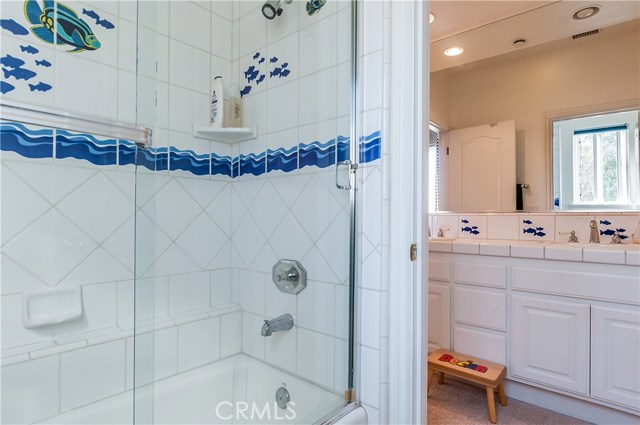 1910 Nelson Avenue, Redondo Beach, California 90278, 4 Bedrooms Bedrooms, ,3 BathroomsBathrooms,Residential,Sold,Nelson,SB17243163