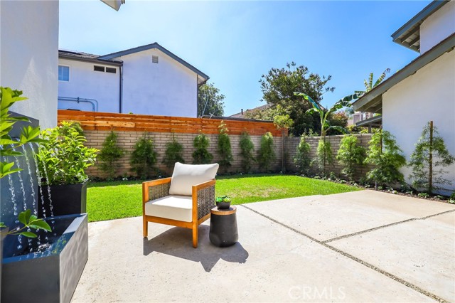 25 Almond Tree Lane, Irvine CA: https://media.crmls.org/medias/2c501420-7693-447b-aee8-c85ab2a64e44.jpg