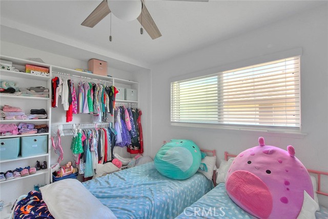 17401 Hood Court, Fountain Valley CA: https://media.crmls.org/medias/2c504ca0-ecde-4292-be54-706793c59be9.jpg