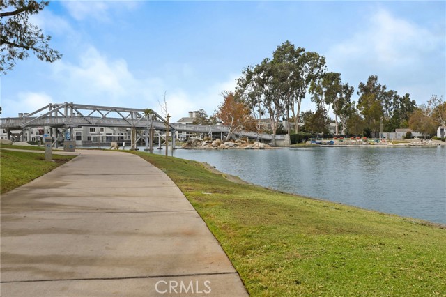 226 Greenmoor, Irvine CA: https://media.crmls.org/medias/2c507410-3dca-4adb-a8ab-7ce2dd6ce229.jpg