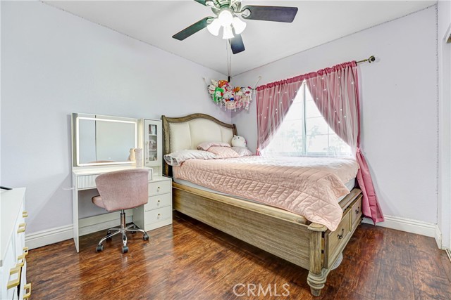 Detail Gallery Image 15 of 33 For 810 E 87th, Los Angeles,  CA 90002 - 4 Beds | 2 Baths