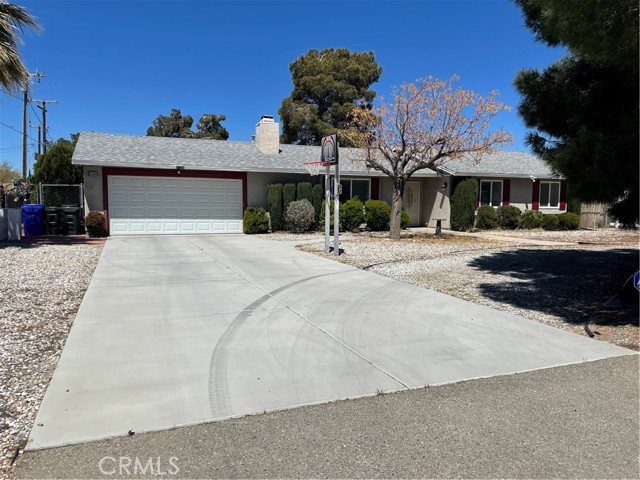 21050 Sandia Rd, Apple Valley, CA 92308