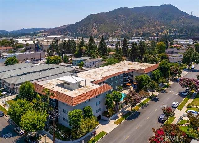 Detail Gallery Image 22 of 22 For 4140 Warner #205,  Burbank,  CA 91505 - 1 Beds | 1 Baths