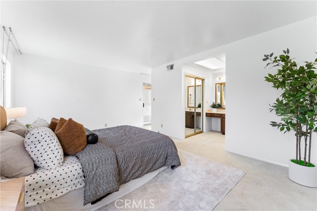 Detail Gallery Image 32 of 57 For 9521 Royal Palm Bld, Garden Grove,  CA 92841 - 4 Beds | 2/1 Baths