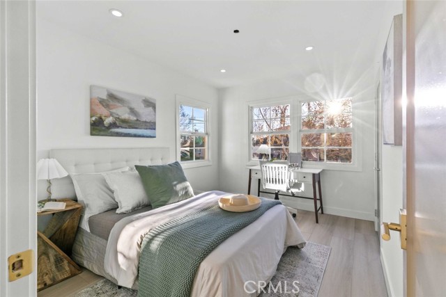 Detail Gallery Image 37 of 65 For 8372 Outland View Dr, Sun Valley,  CA 91352 - 3 Beds | 2/1 Baths