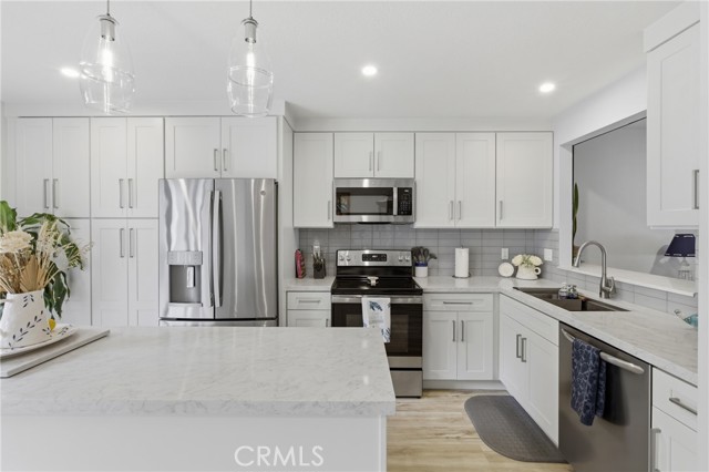 Detail Gallery Image 10 of 40 For 24506 Copper Cliff Ct #62,  Lake Forest,  CA 92630 - 2 Beds | 1/1 Baths