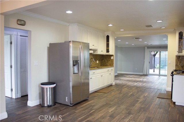 8328 Elmont Avenue, Pico Rivera CA: https://media.crmls.org/medias/2c543626-e96c-48d3-a1ba-972c986f05b4.jpg
