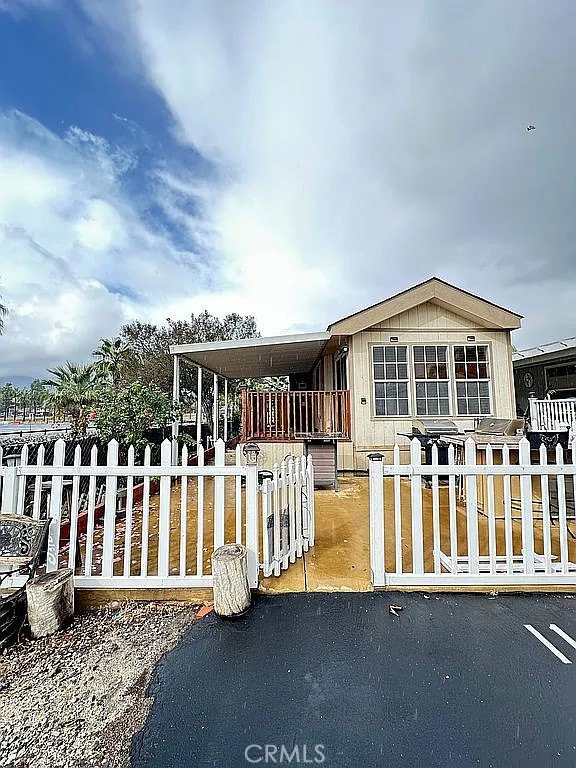 Detail Gallery Image 11 of 11 For 32000 Riverside Dr #I1,  Lake Elsinore,  CA 92530 - 1 Beds | 1 Baths