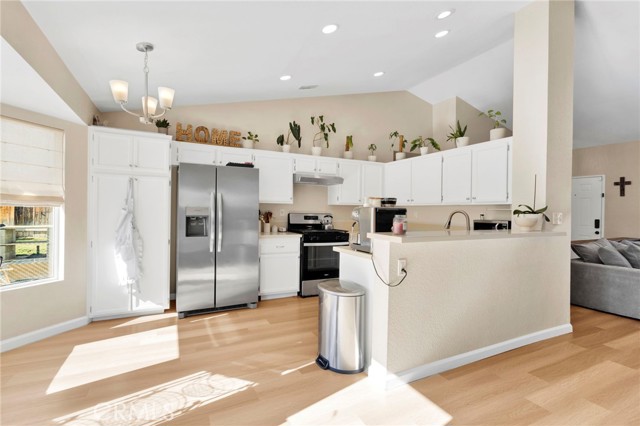 Detail Gallery Image 21 of 39 For 13641 Luna Rd, Victorville,  CA 92392 - 3 Beds | 2 Baths