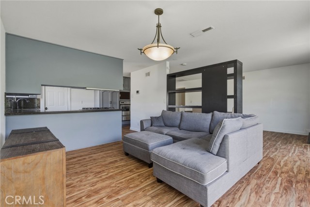 Detail Gallery Image 14 of 46 For 925 Bunbury, Whittier,  CA 90601 - 5 Beds | 3 Baths