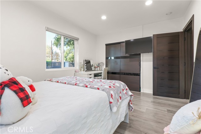 Image 25 of 40 For 2240 Parish  