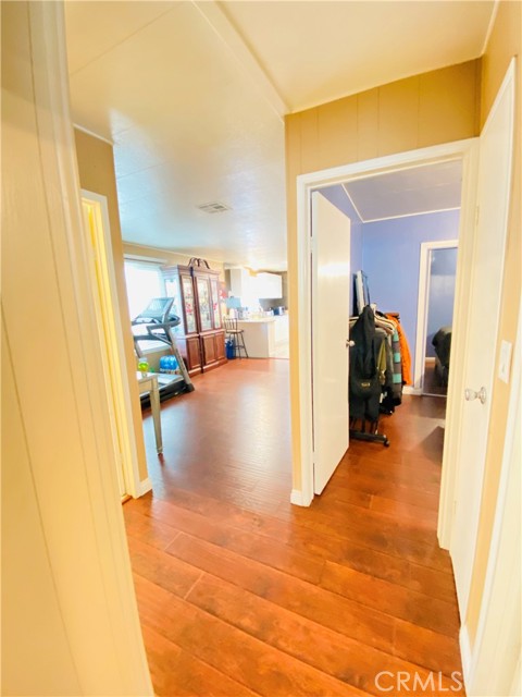 Detail Gallery Image 22 of 37 For 8901 Eton #81,  Canoga Park,  CA 91304 - 2 Beds | 2 Baths