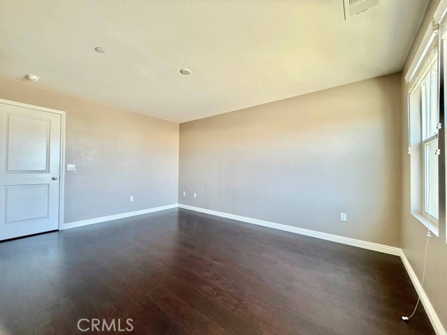 11821 E Solana Place, Cerritos CA: https://media.crmls.org/medias/2c553bb1-7c2f-4e6e-b78d-1faeecbefb89.jpg