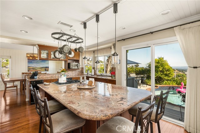 3602 E Ridgeway Road, Orange CA: https://media.crmls.org/medias/2c5590e9-af6a-4a5d-ad0c-68b8bb2d348e.jpg
