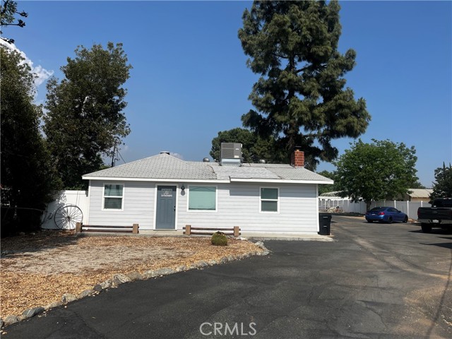 13337 Bryant Street, Yucaipa CA: https://media.crmls.org/medias/2c571fb4-1168-41c3-b8c6-c795d37661a9.jpg