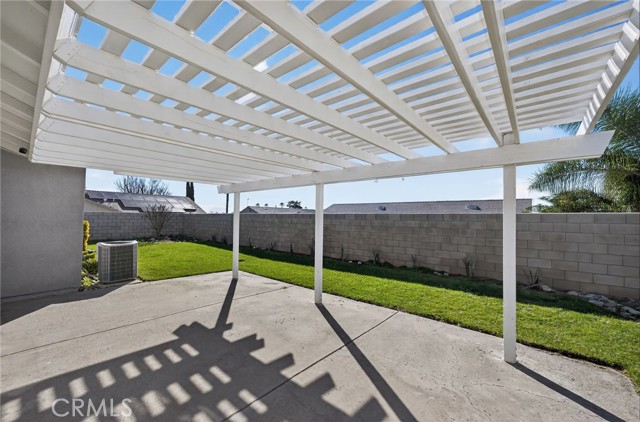 Detail Gallery Image 40 of 47 For 831 W Cerritos, Rialto,  CA 92376 - 3 Beds | 2 Baths