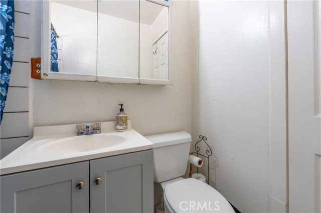 Detail Gallery Image 11 of 33 For 16131 Colina St, Victorville,  CA 92395 - 3 Beds | 2 Baths