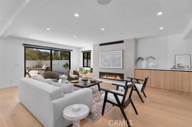 Drew Fenton | 17433 Camino De Yatasto Pacific Palisades CA | MLS: 7355290