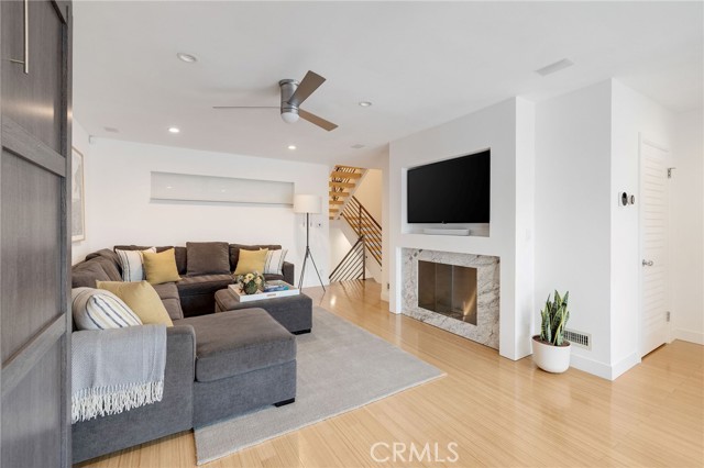 1456 Manhattan Beach Boulevard, Manhattan Beach, California 90266, 2 Bedrooms Bedrooms, 0 ,2 BathroomsBathrooms,Residential,For Sale,Manhattan Beach,0,SB26161122