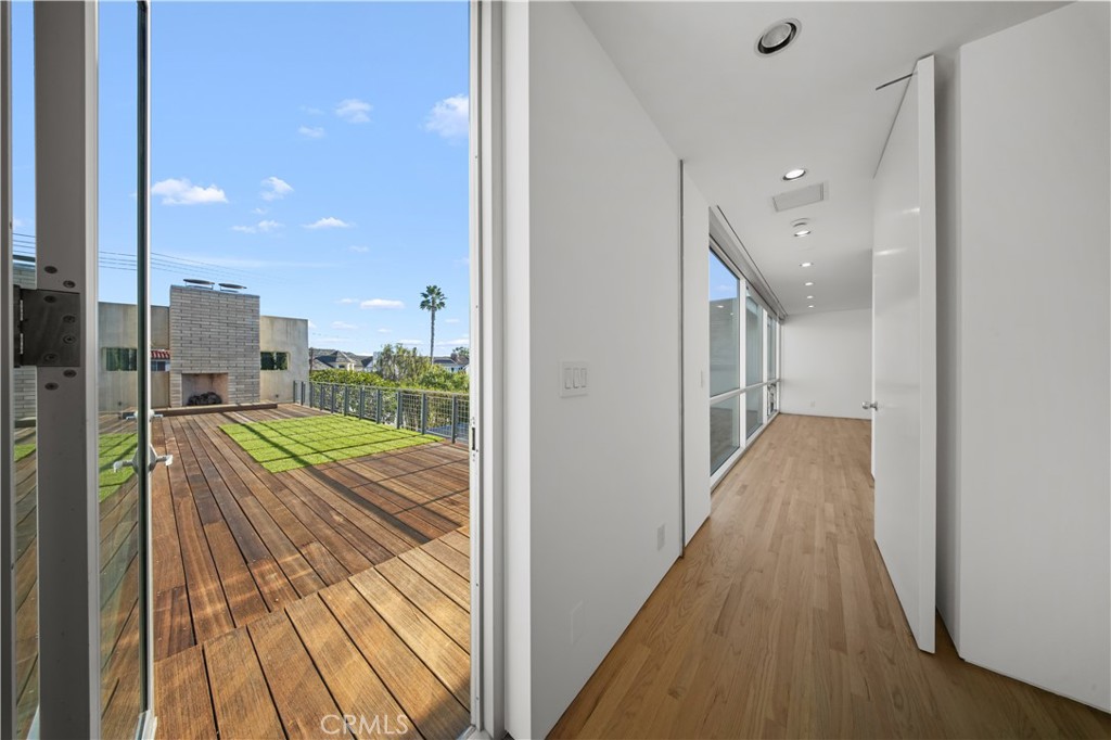 MLS #NP25234385 image #19