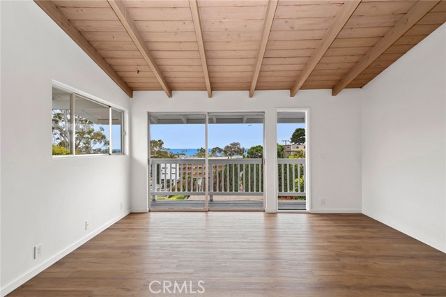 Detail Gallery Image 20 of 26 For 135 High Drive, Laguna Beach,  CA 92651 - 5 Beds | 3 Baths