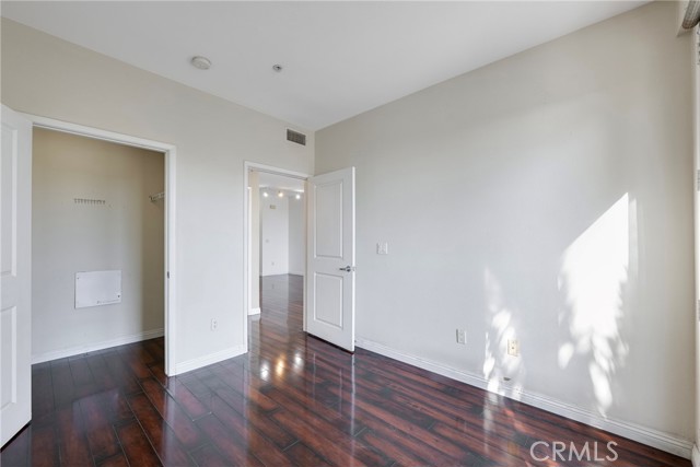 Detail Gallery Image 11 of 20 For 1801 E Katella #4003,  Anaheim,  CA 92805 - 1 Beds | 1 Baths