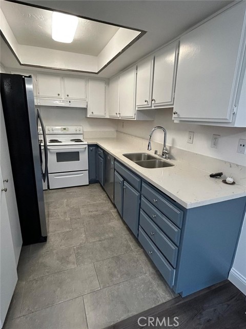 803 E Victoria Street, Carson CA: https://media.crmls.org/medias/2c5bd7fa-7e5a-41da-9754-3f7593315206.jpg