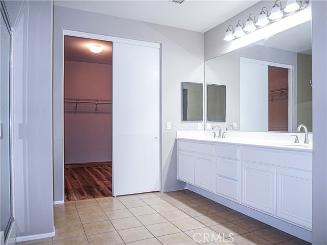 Detail Gallery Image 10 of 18 For 4792 Parkscape, Riverside,  CA 92505 - 5 Beds | 4 Baths