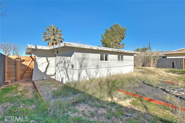 Detail Gallery Image 28 of 42 For 61673 Palm Vista, Joshua Tree,  CA 92252 - 2 Beds | 1 Baths