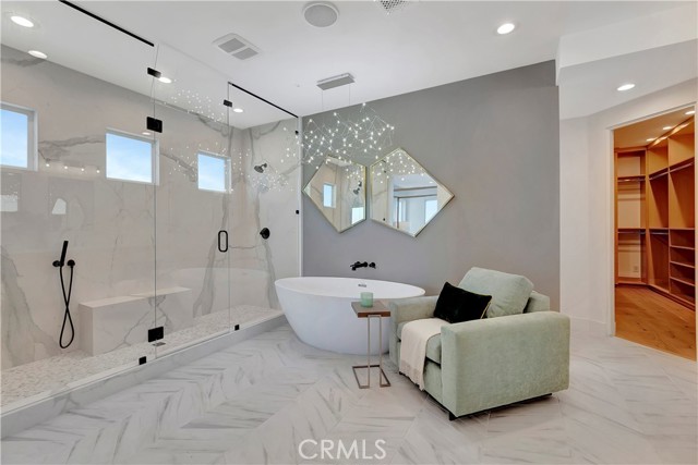 221 Carnation Avenue, Corona del Mar CA: https://media.crmls.org/medias/2c5d7319-6e9c-48fb-b8ad-a6cb98cc95a0.jpg