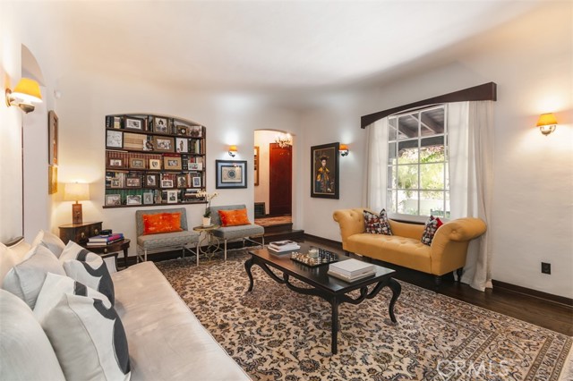 Detail Gallery Image 10 of 41 For 4245 Riverton Ave, Studio City,  CA 91602 - 2 Beds | 3 Baths