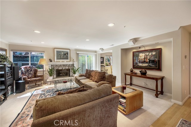 2008 Curtis Avenue, Redondo Beach, California 90278, 4 Bedrooms Bedrooms, ,2 BathroomsBathrooms,Residential,Sold,Curtis,SB17042400