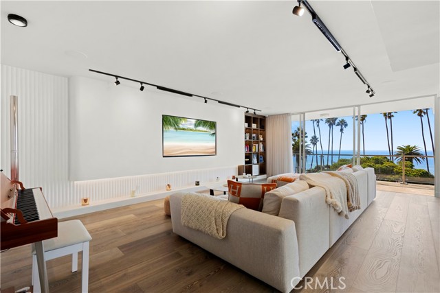 Detail Gallery Image 3 of 34 For 535 Ocean Ave 6a,  Santa Monica,  CA 90402 - 3 Beds | 2 Baths