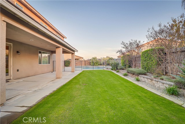 Detail Gallery Image 39 of 44 For 5005 Silvery Jewel, Bakersfield,  CA 93313 - 5 Beds | 3/1 Baths