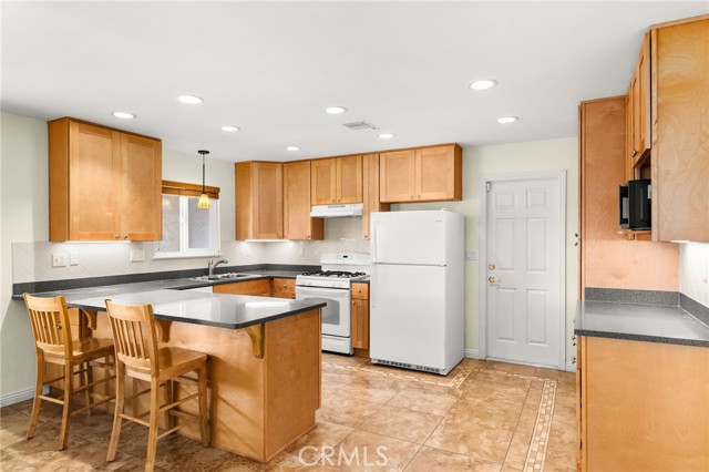 Detail Gallery Image 8 of 31 For 1029 W Clifton, Redlands,  CA 92373 - 3 Beds | 2 Baths