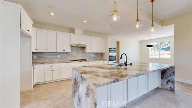 Detail Gallery Image 18 of 68 For 14285 Riverside Dr, Apple Valley,  CA 92307 - 4 Beds | 2/1 Baths