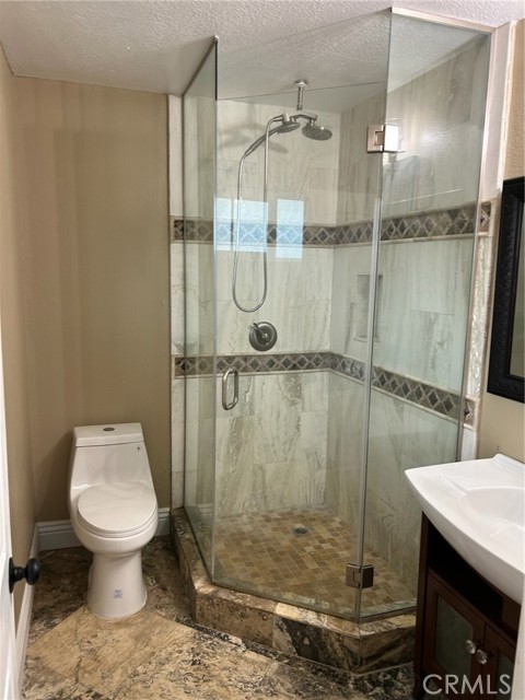 8138 Camelot Road, Riverside CA: https://media.crmls.org/medias/2c65a30a-cca4-4cdf-8d19-0f9cbd5cd0b3.jpg