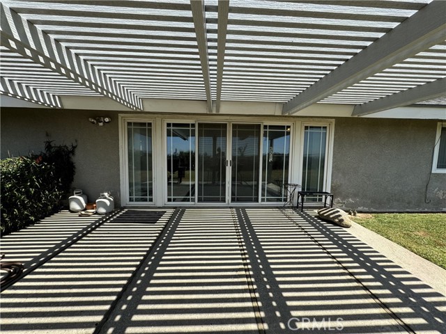 Detail Gallery Image 41 of 49 For 7765 Lakeside Dr, Jurupa Valley,  CA 92509 - 4 Beds | 2/1 Baths
