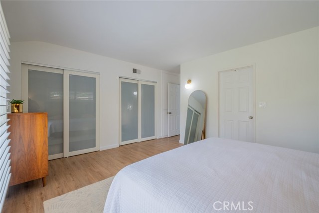 Detail Gallery Image 17 of 32 For 23100 Mulholland Dr, Woodland Hills,  CA 91364 - 4 Beds | 2 Baths