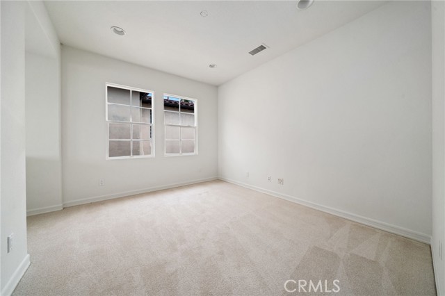 5972 Spinnaker Bay Drive, Long Beach CA: https://media.crmls.org/medias/2c67af95-904e-47ca-9e80-619e76aabb7d.jpg