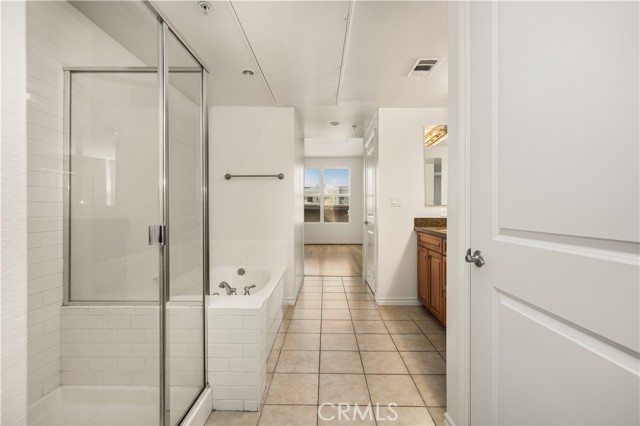 Detail Gallery Image 20 of 30 For 85 E Commonwealth Ave 3d,  Alhambra,  CA 91801 - 2 Beds | 2 Baths