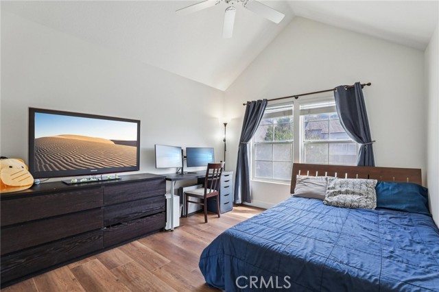 Detail Gallery Image 21 of 36 For 1 Longbourn Aisle, Irvine,  CA 92603 - 3 Beds | 2/1 Baths