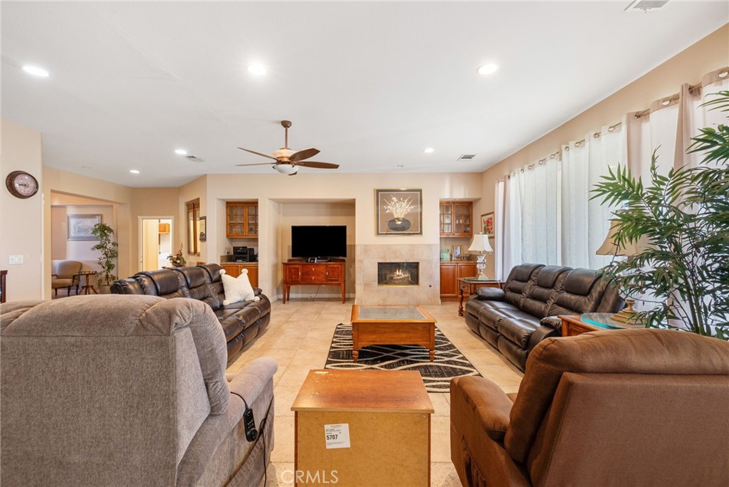 MLS #OC25198586 image #28