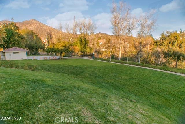 5805 Oak Bend Lane, Oak Park CA: https://media.crmls.org/medias/2c6b8ea2-7103-418a-90f4-98e19c95fbd1.jpg