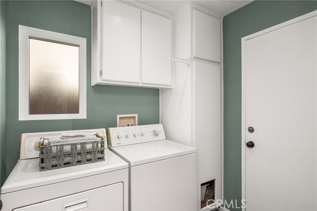 8237 E Flowerwood Avenue, Orange CA: https://media.crmls.org/medias/2c6baf1f-161b-49f7-8d60-3bb6649e407b.jpg