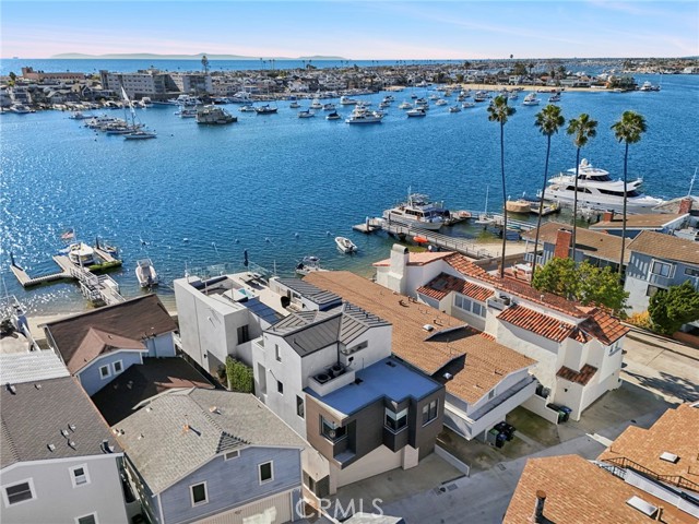 Image 57 of 62 For 304 Bay Front