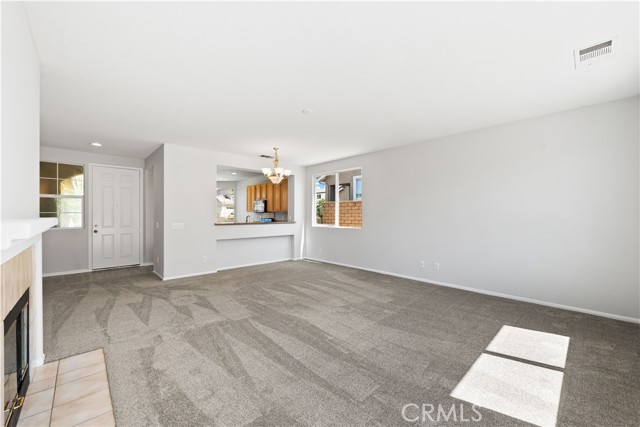 Detail Gallery Image 9 of 32 For 36521 Silverado Dr, Palmdale,  CA 93550 - 3 Beds | 2 Baths