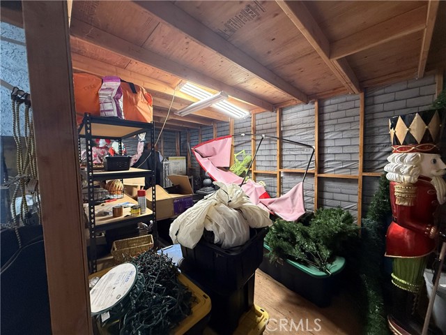 5426 Sharynne Lane, Torrance CA: https://media.crmls.org/medias/2c6d5473-fd48-4b3d-b74d-553d10ef441d.jpg