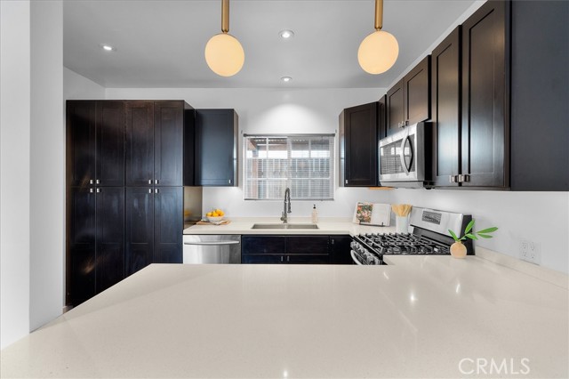 744 Flower Avenue photo 6