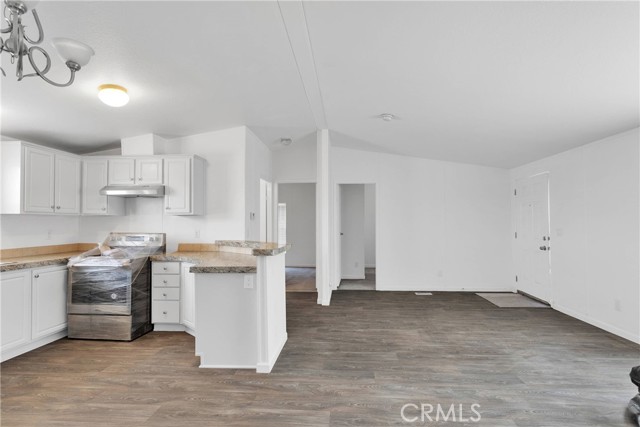 27320 Rodeo Road, Helendale CA: https://media.crmls.org/medias/2c6dad88-8e84-4061-a7a5-efa5be95114f.jpg